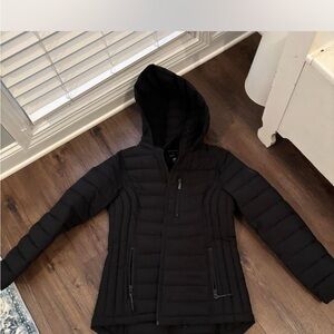 Women’s Black Hooded Quilted Jacket